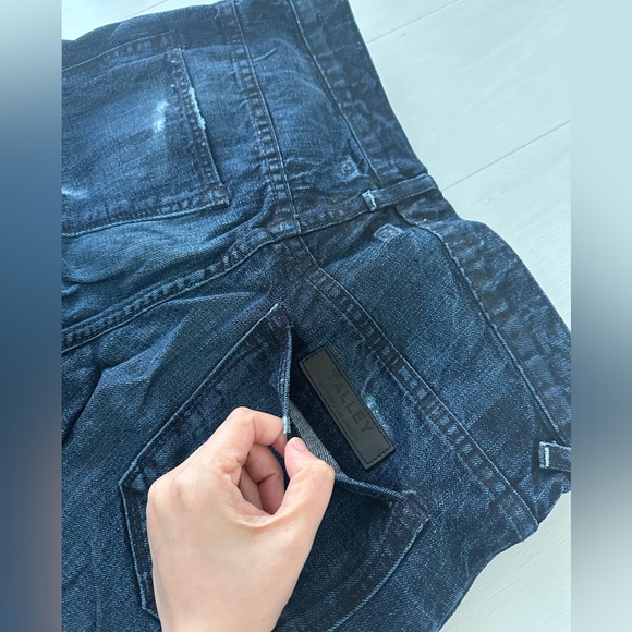 TALLEY DARK BLUE DISTRESSED JEANS - Picture 5 of 10